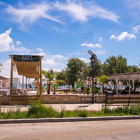 Golden Shell Apartment Mamaia Nord Navodari Exterior photo